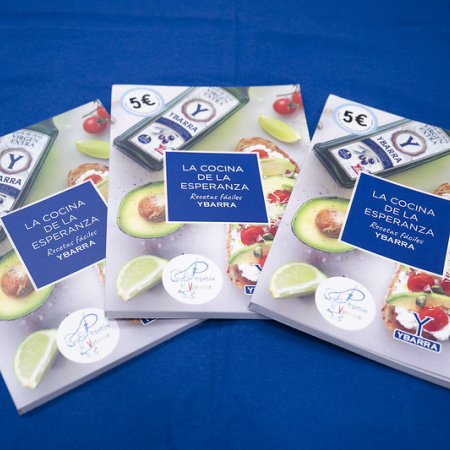 El Cabildo de Gran Canaria participa en la presentación del libro solidario ‘La cocina de la esperanza’