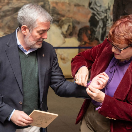 Fernando Clavijo reivindica “una Canarias donde el talento de las mujeres no encuentre barreras”