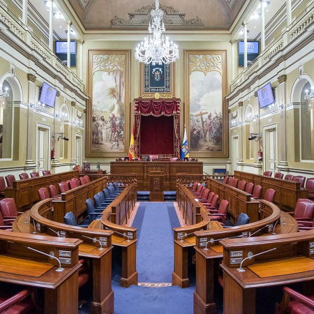 Sigue en DIRECTO el Debate Estado de la Nacionalidad Canaria