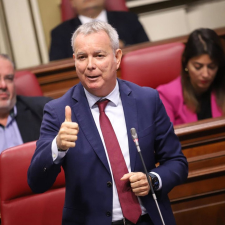 El PSOE presenta 46 propuestas de resolución para hacer "crecer" una Canarias "más eficiente y sostenible"