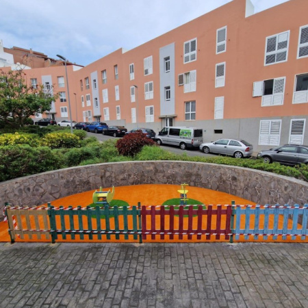 Arucas rehabilita sus parques infantiles