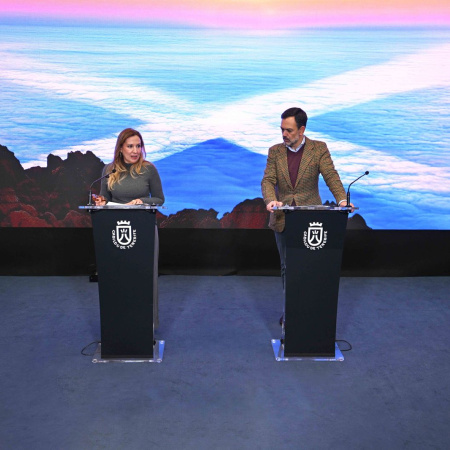 El Cabildo de Tenerife ha destinado 160 millones de euros en el periodo 2023-2025 a la gratuidad del transporte público