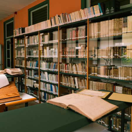 La Laguna abre al público los tesoros documentales que narran cinco siglos de historia insular