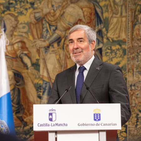 Clavijo dice que Canarias "no" puede quedarse parada ante un Gobierno de España que "no funciona"