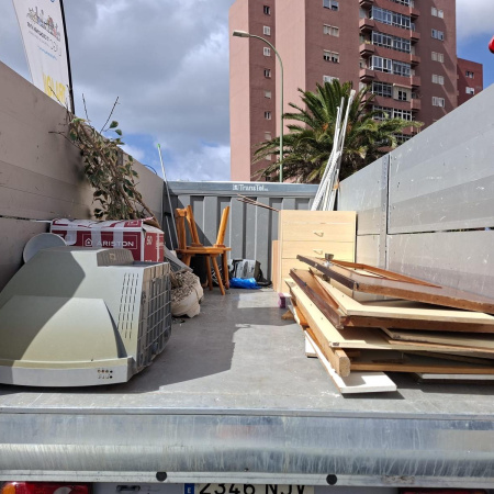 El Ayuntamiento de Las Palmas de Gran Canaria recoge 22.000 kilos de residuos en marzo con el sistema simultáneo de Puntos de Acopio Transitorio