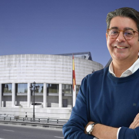 Pedro Martín: "El 90% de la inmigración irregular entra por los aeropuertos, no por el mar"