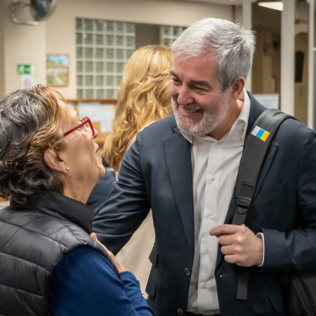Clavijo defiende el derecho “a un envejecimiento digno” en la inauguración del Centro de Mayores de Escaleritas