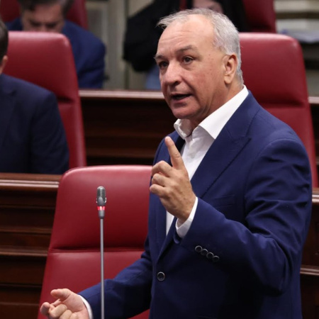 Campos afirma que el decreto llega “tarde, mal y no responde” a la magnitud de la crisis de Oriente Medio