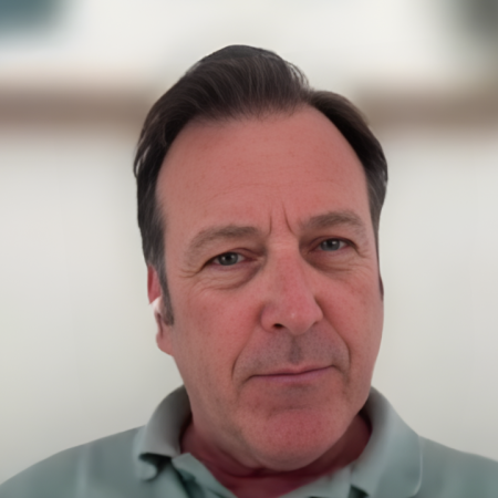 Del Estrecho de Ormuz a la competencia de Marruecos: Las claves del catedrático Alberto Camarero para el futuro portuario de Canarias