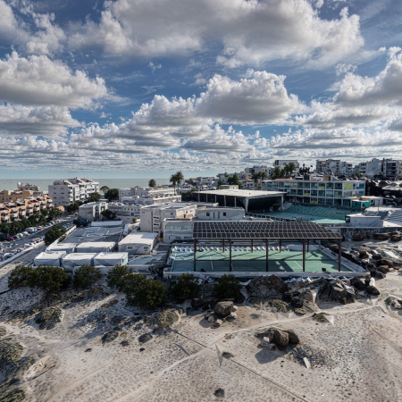 El IES Adeje contará con la primera marquesina fotovoltaica de Canarias para generar sombra y energía renovable