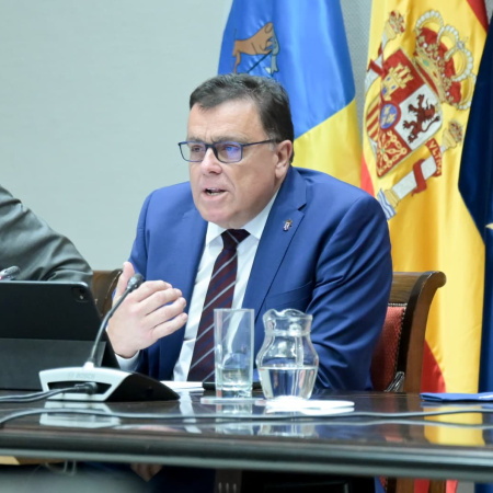 Política Territorial dará vía libre a los convenios de los planes de modernización de Costa Teguise y Playa Blanca