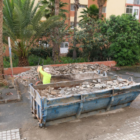 El Ayuntamiento de Las Palmas de Gran Canaria realiza más de 2.000 actuaciones de mejora en infraestructuras y alumbrado durante el primer trimestre del año