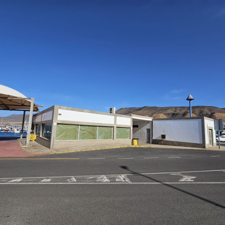 Puertos Canarios licita la demolición de la antigua estación de servicio de Morro Jable