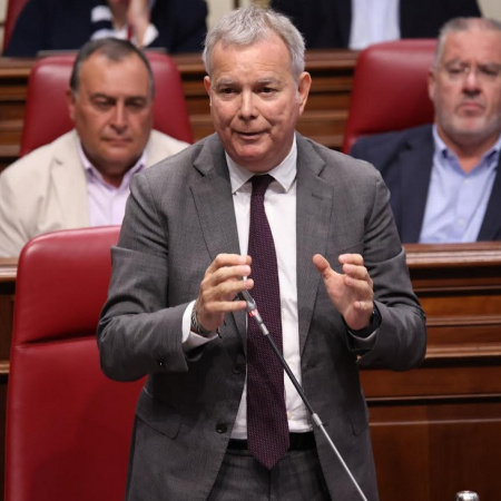 Franquis reclama “claridad” a Clavijo sobre la regularización de migrantes: “Solo hay dos caminos, dignidad o explotación”