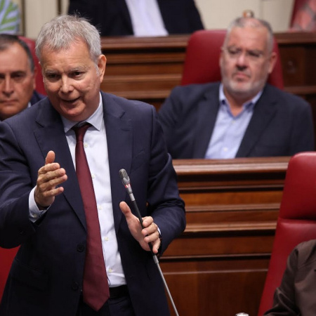 Franquis: “La Presidencia de Canarias no puede ejercerse desde el alarmismo y el ridículo institucional: No ha defendido a Canarias, la ha utilizado”