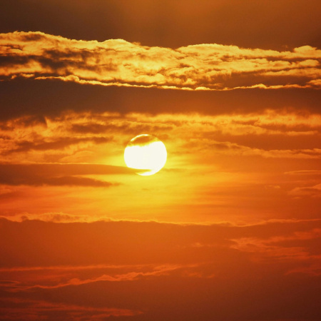 El Gobierno de Canarias respalda un proyecto científico internacional para observar el eclipse solar total de 2027