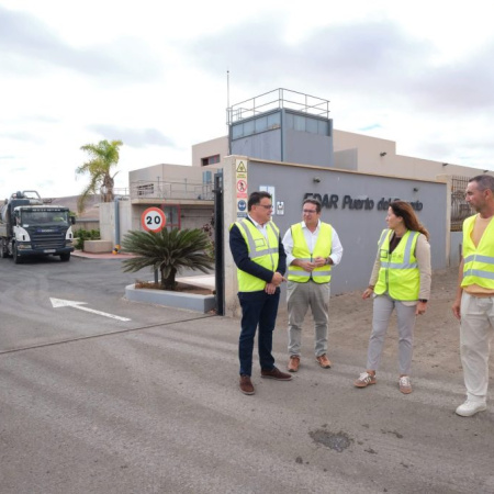 Manuel Miranda supervisa la recta final de las obras del depósito laminador de Puerto del Rosario