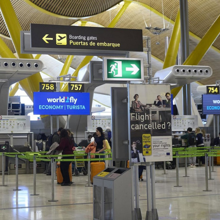 Canarias recibió 5,78 millones de pasajeros hasta abril, un 0,3% menos