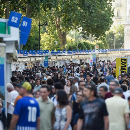 Una caseta dedicada a Canarias en la Feria del Libro de Madrid
