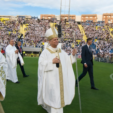 El Papa se despide de Gran Canaria recordando que "La dignidad no tiene pasaporte"