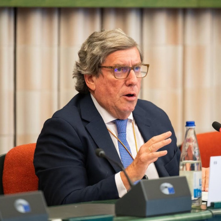 Gabriel Mato celebra el refuerzo de los derechos de los pasajeros aéreos y destaca su importancia para Canarias