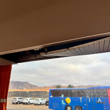 El Cabildo de Fuerteventura denuncia los actos vandálicos en las guaguas y advierte de su impacto en el servicio público