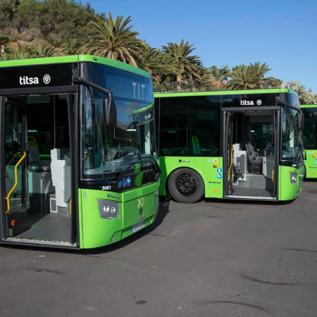 Santa Cruz saca a licitación la compra de 61 guaguas para el transporte público urbano