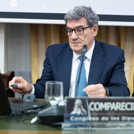 Escrivá presenta el Informe Anual 2025 con foco en productividad, empresa y vivienda en Canarias