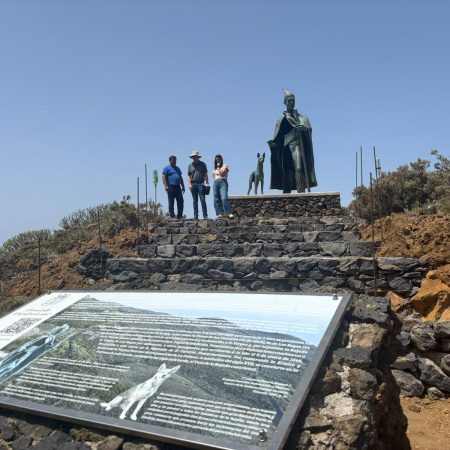 El Cabildo de El Hierro mejora el acceso al Monumento al Pastor Herreño en La Dehesa