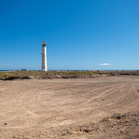 El Cabildo de Fuerteventura devuelve 9.000 metros cuadrados del Saladar de Jandía a su estado natural