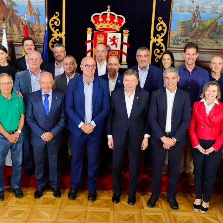 Canarias y el Estado trabajan en nuevas reservas marinas y reforzarán el control en estos espacios