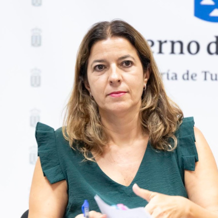 Canarias reduce el desempleo un 13,52% en el último año, frente al 2,26% nacional