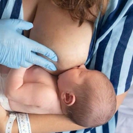 Sanidad recuerda los beneficios de la lactancia materna, tanto para los bebés como para las madres
