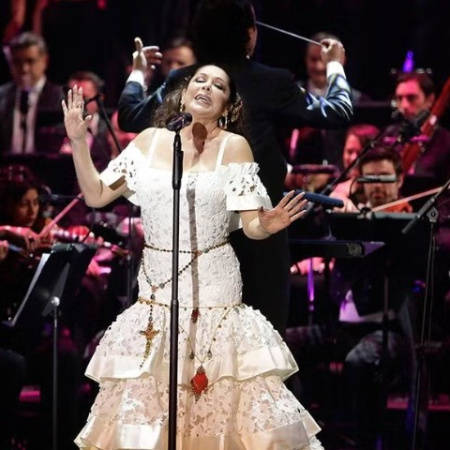 La sinfónica de Las Palmas acompañará a Isabel Pantoja en su 50 aniversario, único concierto en España