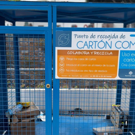 Arona finaliza la instalación de los nuevos contenedores de papel y cartón