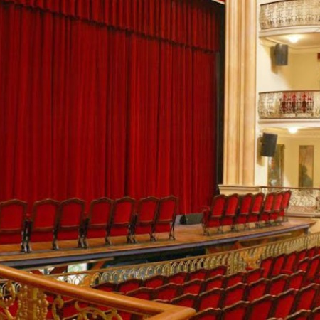 El Teatro Leal reabre sus puertas con una programación que combina talento canario, nacional e internacional