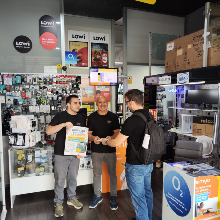 El Ayuntamiento de La Orotava premia las compras de la vuelta al cole con el sorteo de dos portátiles