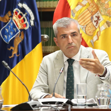 Manuel Domínguez (PP), "preocupado" ante la crisis migratoria en España: "Inmigración sí, pero ordenada y legal"