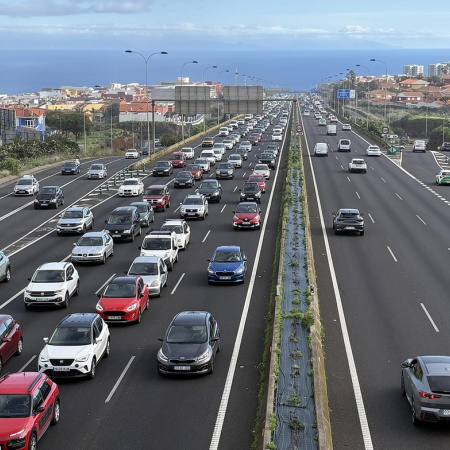 Cabildo de Tenerife aprueba el plan de movilidad sostenible que prevé movilizar más de 5.000 millones hasta 2045