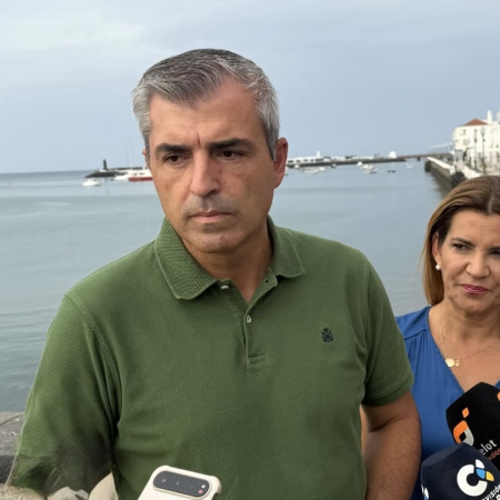 Manuel Domínguez plantea al Gobierno de España un plan de acción para contener la inmigración irregular y salvar vidas