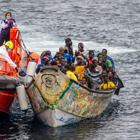 Vox alerta del repunte migratorio en Canarias y carga contra la "dejadez" del Gobierno