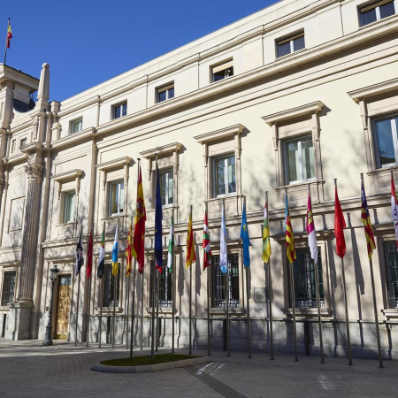 El PSOE fuerza una votación en Congreso y Senado para obligar a Canarias y Baleares a aceptar el plan de financiación