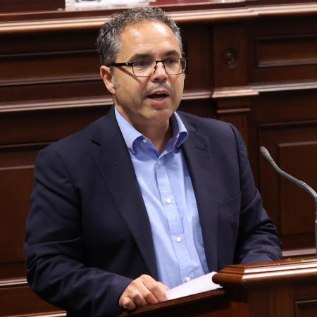El PSOE denuncia la postura del Gobierno canario a los residentes en zonas turísticas con el rechazo a la Proposición de Ley socialista