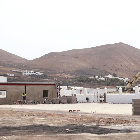 Yaiza destina 400.000 euros más a mejoras en los colegios del municipio