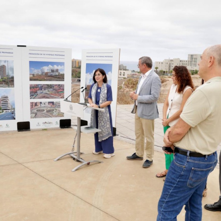Carolina Darias anuncia la construcción de 115 nuevas viviendas públicas de alquiler asequible con fondos municipales