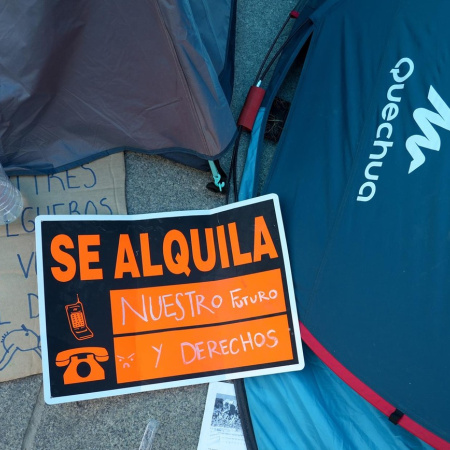 La Fecam vincula pobreza con precio de la vivienda y avisa de que es "insostenible" el mercado del alquiler