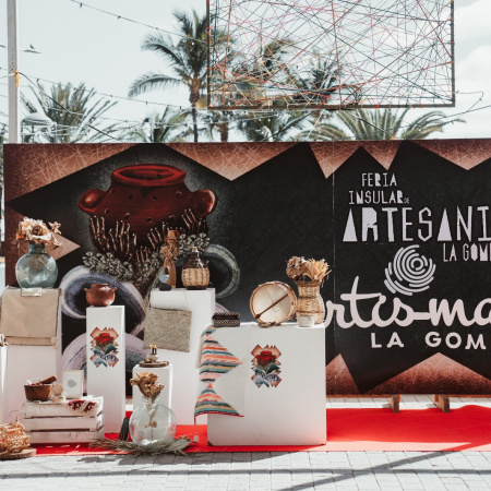 El Cabildo de La Gomera abre el plazo de solicitudes para participar en la Feria Insular de Artesanía ‘Artis Manus’ 2026