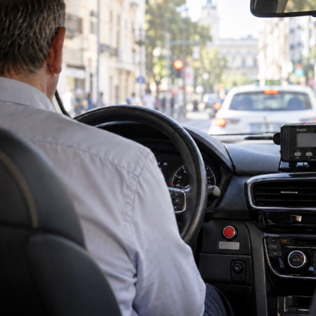 Telde se convierte en el tercer municipio en activar el botón del pánico de los taxis a través del sistema coordinado por el Cabildo