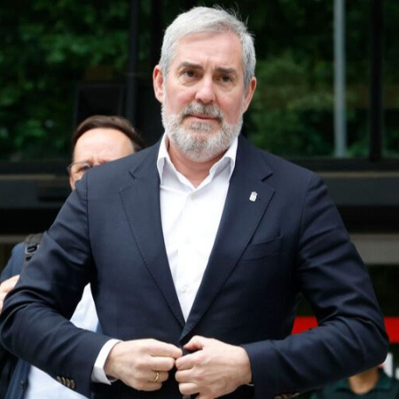 Clavijo critica el "silencio" y la "desidia" del Estado ante el repunte migratorio y la presión en El Hierro y Lanzarote