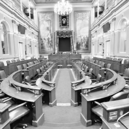 El Parlamento de Canarias muestra su "profundo pesar" y lamenta la muerte de la diputada Cristina Calero (CC)